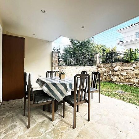 Eva'S Villas 2室温馨庭院拥有私家停车位 Glyka Nera Luaran gambar