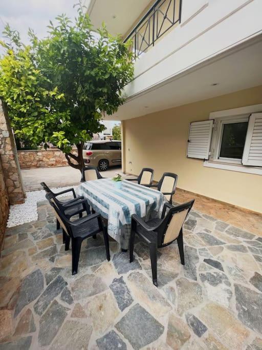 Eva'S Villas 2室温馨庭院拥有私家停车位 Glyka Nera Luaran gambar