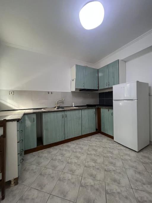 Eva'S Villas 2室温馨庭院拥有私家停车位 Glyka Nera Luaran gambar